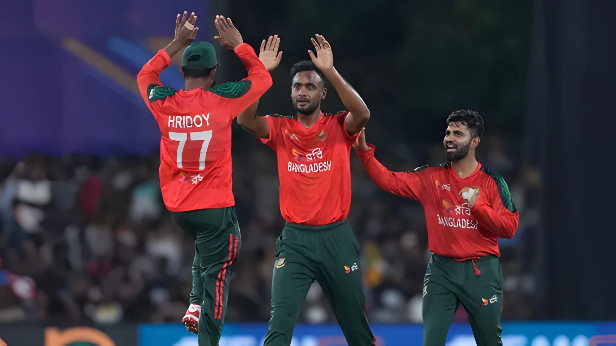 बांगलादेशच्या गोलंदाजीचे